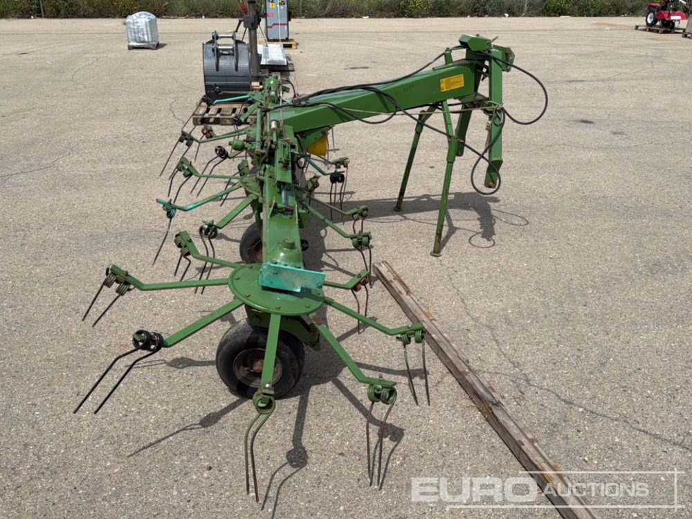 Stoll Speed 580 Hydro Rotating Hay Rake Attachment to suit Tractor - Agricultural machinery: picture 4 Stoll Speed 580 Hydro Rotating Hay Rake Attachment to suit Tractor - Agricultural machinery: picture 4