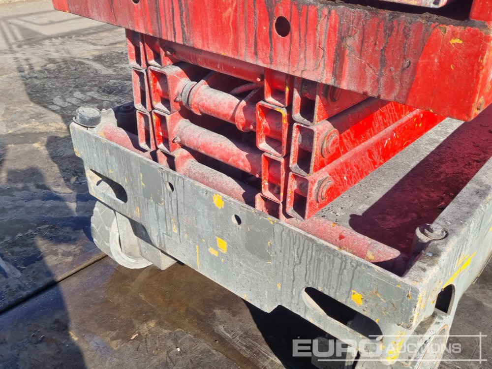 Aerial platform Haulotte Compact 10: picture 13 Aerial platform Haulotte Compact 10: picture 13