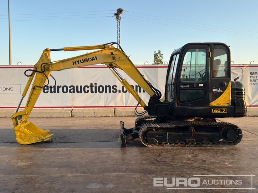 Hyundai R60-7 - Mini excavator: picture 2 Hyundai R60-7 - Mini excavator: picture 2