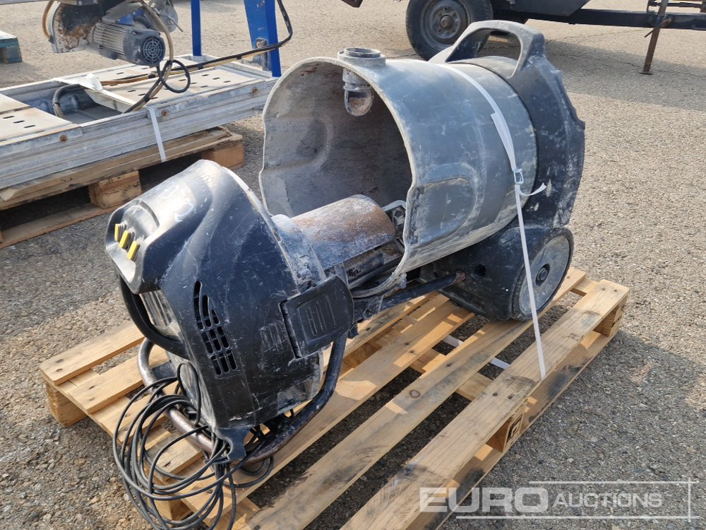 Industrial Vacuum Cleaner - Construction equipment: picture 2 Industrial Vacuum Cleaner - Construction equipment: picture 2