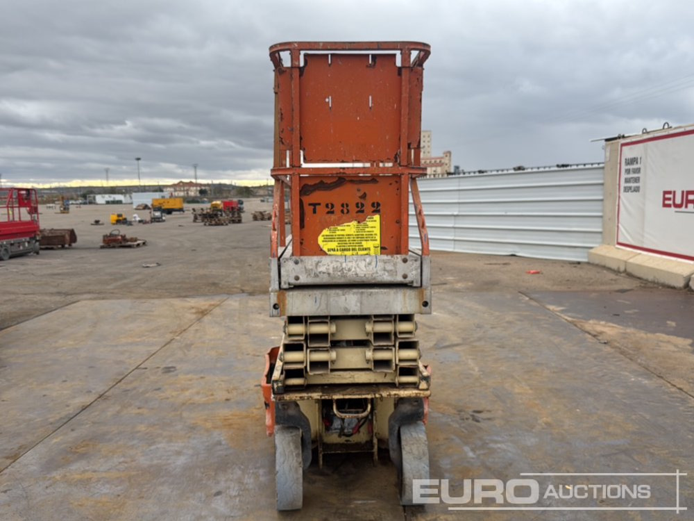 JLG 2030ES - Scissor lift: picture 4 JLG 2030ES - Scissor lift: picture 4