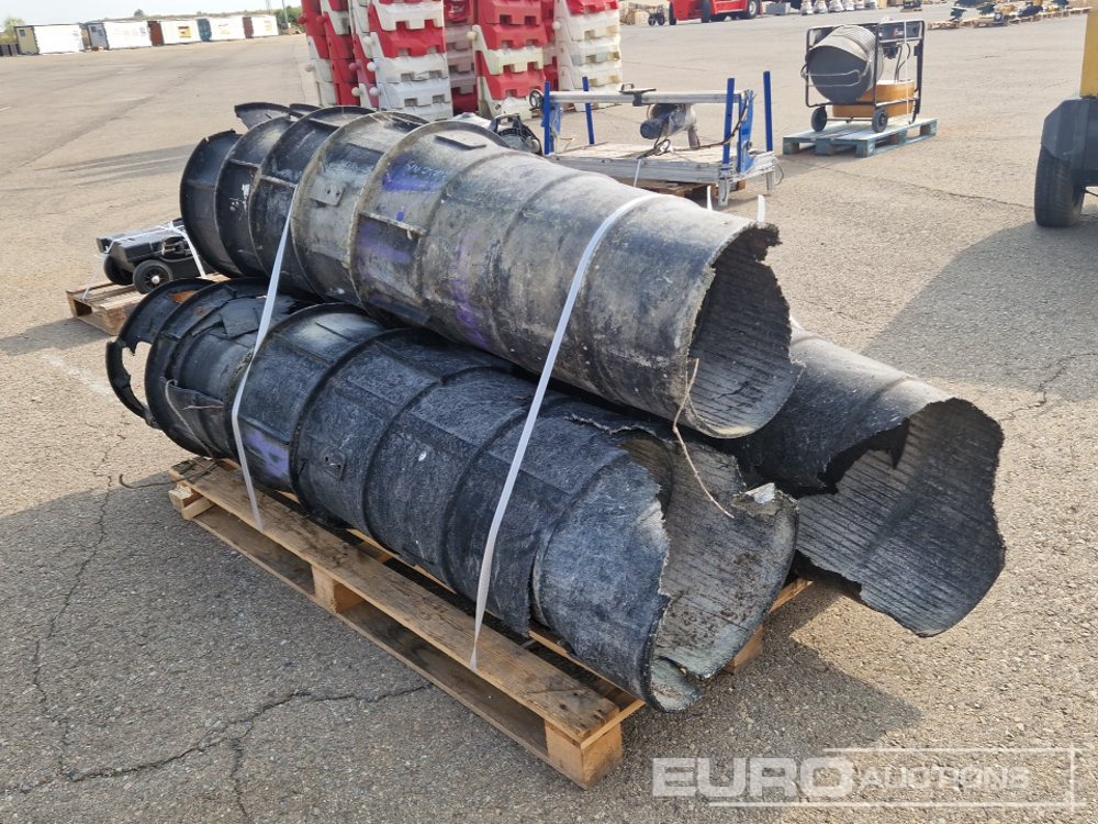 Pallet of Garbage Chute Baskets - Construction equipment: picture 4 Pallet of Garbage Chute Baskets - Construction equipment: picture 4