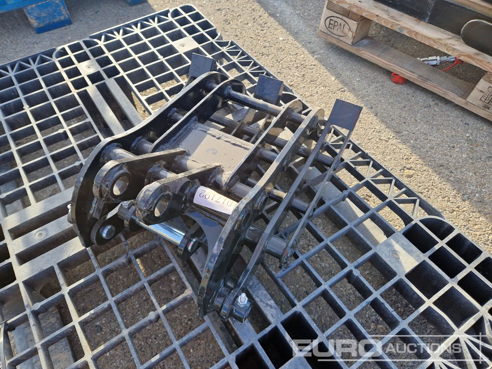 Unused 2025 Captok Grapple to suit 1-2 Excavator / Pinza Hidraúlica para Excavadora 1-2 Toneladas - Grapple: picture 4 Unused 2025 Captok Grapple to suit 1-2 Excavator / Pinza Hidraúlica para Excavadora 1-2 Toneladas - Grapple: picture 4