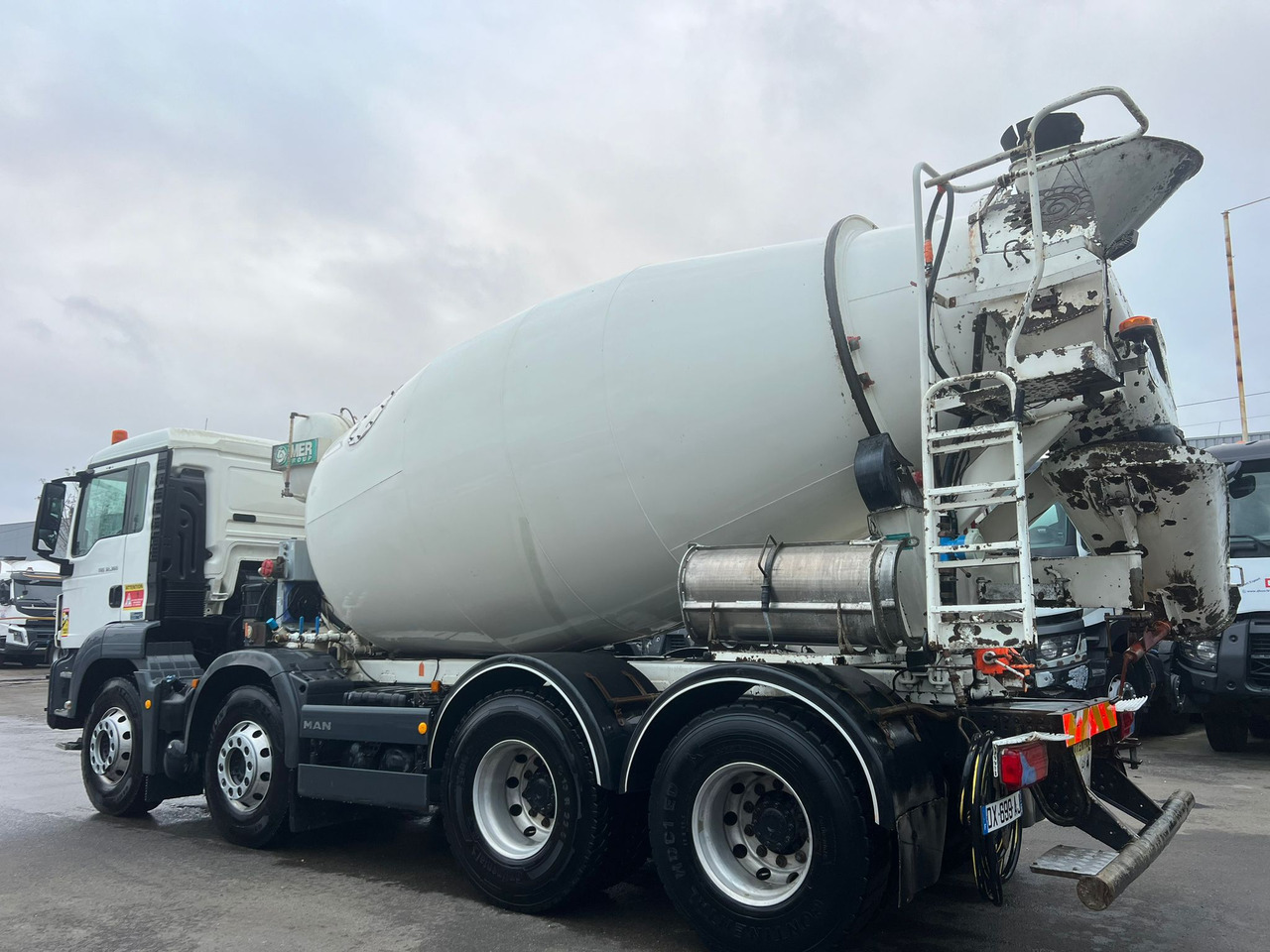 Camion béton MAN TGS 32.360 DX-699-AJ - Concrete mixer truck: picture 4 Camion béton MAN TGS 32.360 DX-699-AJ - Concrete mixer truck: picture 4