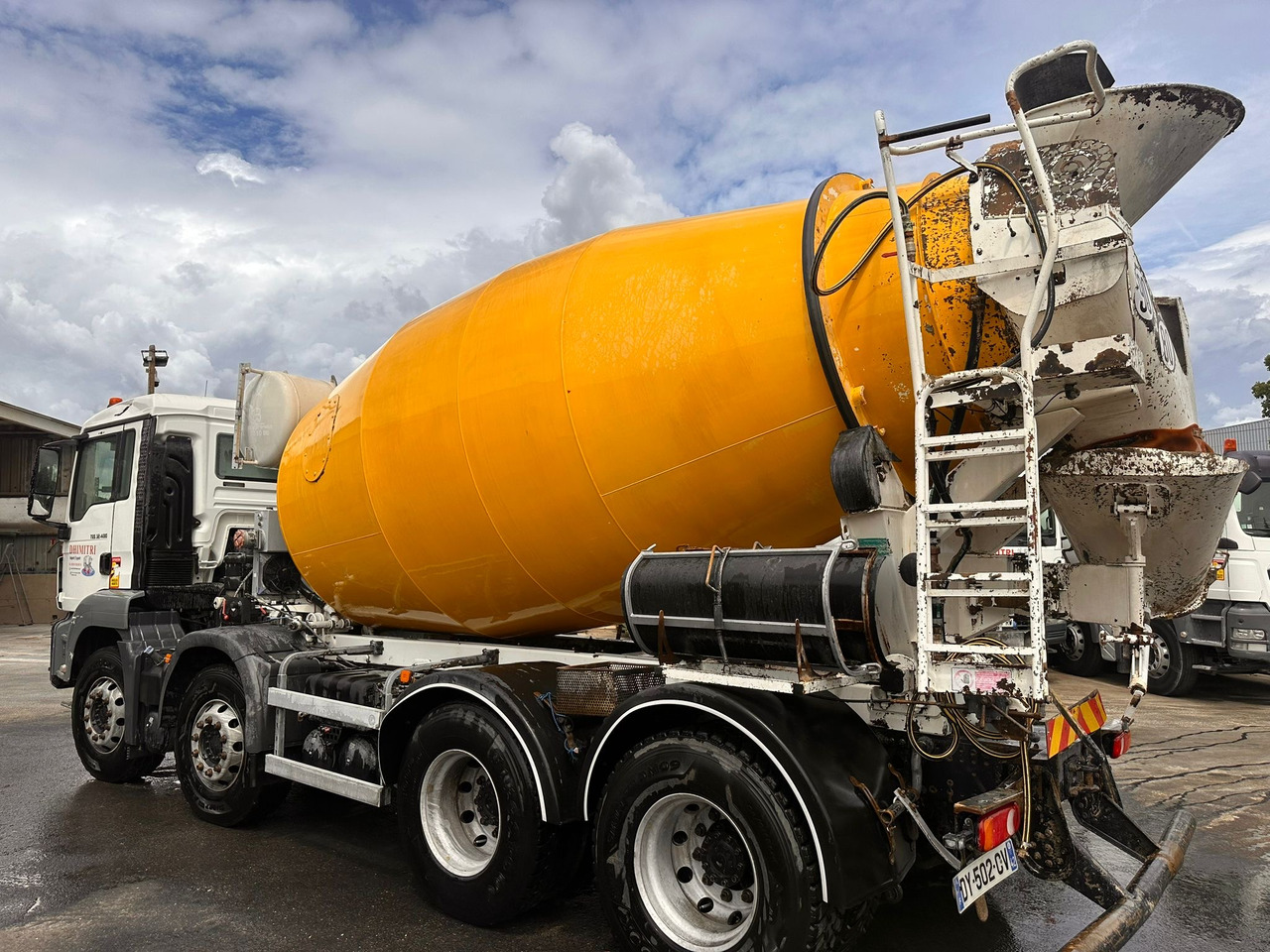 Camion béton MAN TGS 32.400 DY-502-CV - Concrete mixer truck: picture 4 Camion béton MAN TGS 32.400 DY-502-CV - Concrete mixer truck: picture 4