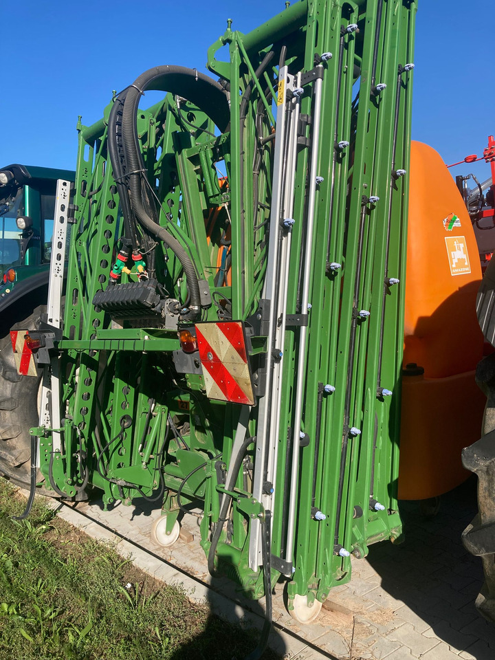 Amazone UF 1801 - Tractor mounted sprayer: picture 1 Amazone UF 1801 - Tractor mounted sprayer: picture 1