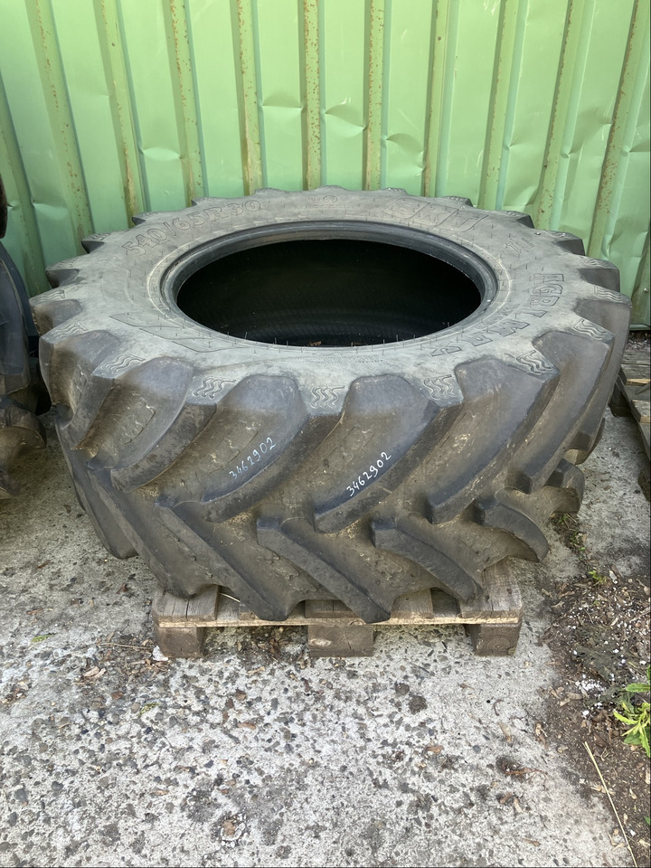 Wheels and tires BKT 540/65R30: picture 1