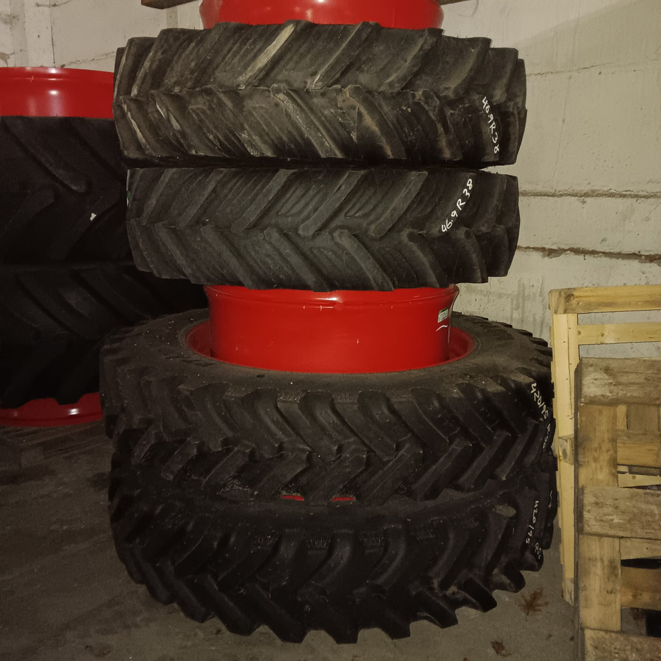 BKT Satz Zwillingsbereifung ko - Wheels and tires: picture 1 BKT Satz Zwillingsbereifung ko - Wheels and tires: picture 1