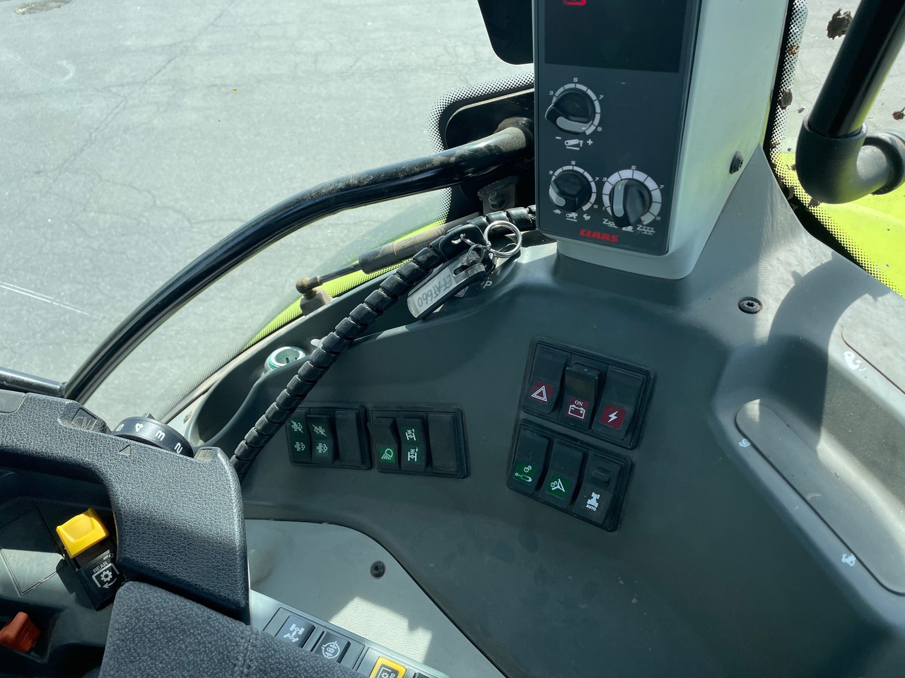 Claas Arion 660 C-matic - Farm tractor: picture 5 Claas Arion 660 C-matic - Farm tractor: picture 5