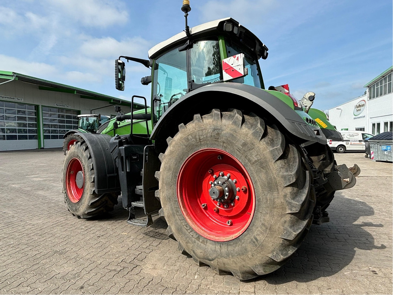 Farm tractor Fendt 1050 Vario S4 ProfiPlus: picture 21