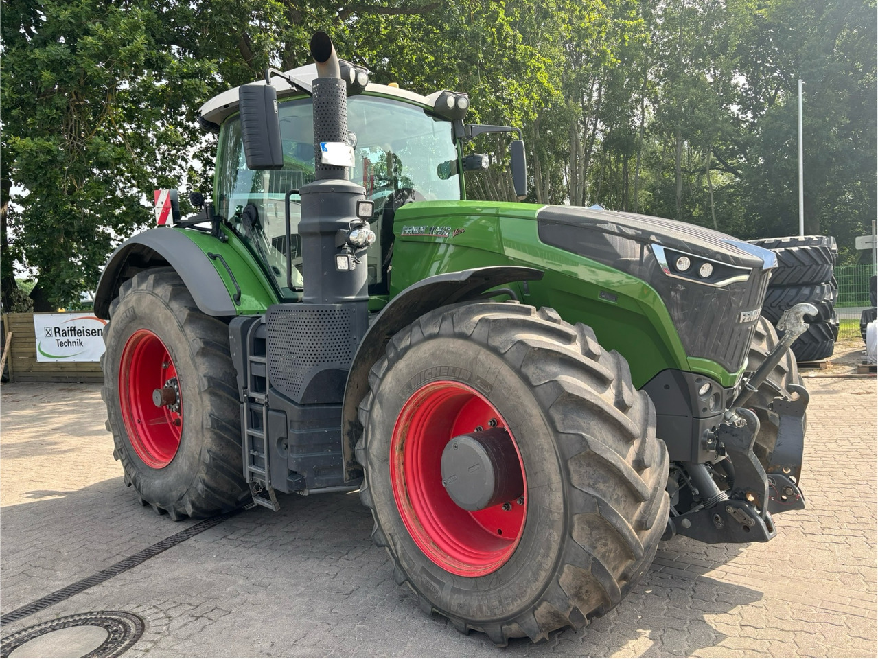 Farm tractor Fendt 1050 Vario S4 ProfiPlus: picture 8