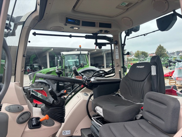 Fendt 516 Vario Gen3 Power Sett.2 - Farm tractor: picture 3 Fendt 516 Vario Gen3 Power Sett.2 - Farm tractor: picture 3