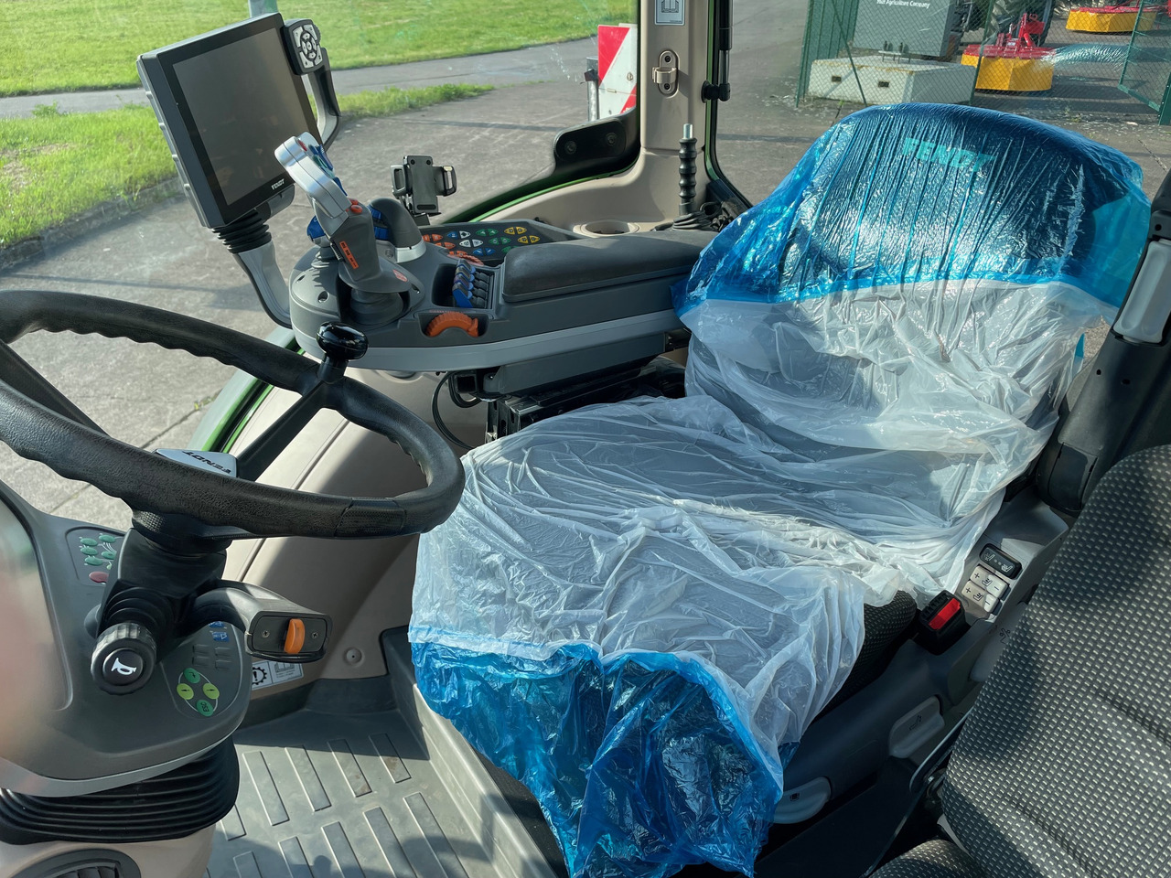 Fendt 516 Vario S4 ProfiPlus - Farm tractor: picture 5 Fendt 516 Vario S4 ProfiPlus - Farm tractor: picture 5