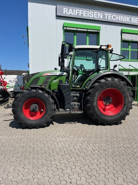 Fendt 718 V S4 - Farm tractor: picture 5 Fendt 718 V S4 - Farm tractor: picture 5