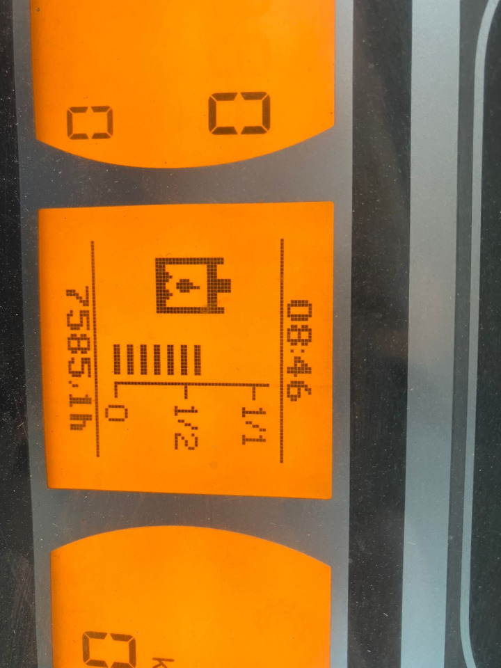 Fendt 718 Vario S4 Power - Farm tractor: picture 2 Fendt 718 Vario S4 Power - Farm tractor: picture 2