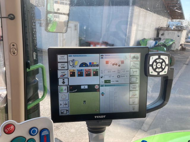 Fendt 718 Vario S4 Profi - Farm tractor: picture 3 Fendt 718 Vario S4 Profi - Farm tractor: picture 3