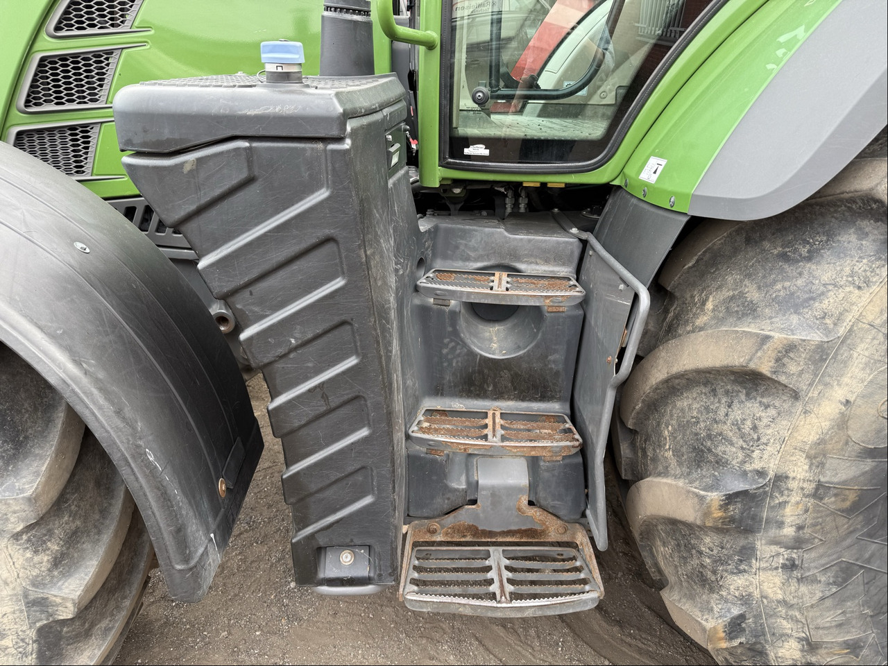 Fendt 724 Vario S4 ProfiPlus - Farm tractor: picture 2 Fendt 724 Vario S4 ProfiPlus - Farm tractor: picture 2