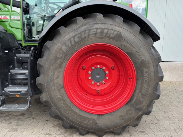 Fendt 726 Vario Gen7 Profi  Setting2 - Farm tractor: picture 4 Fendt 726 Vario Gen7 Profi  Setting2 - Farm tractor: picture 4