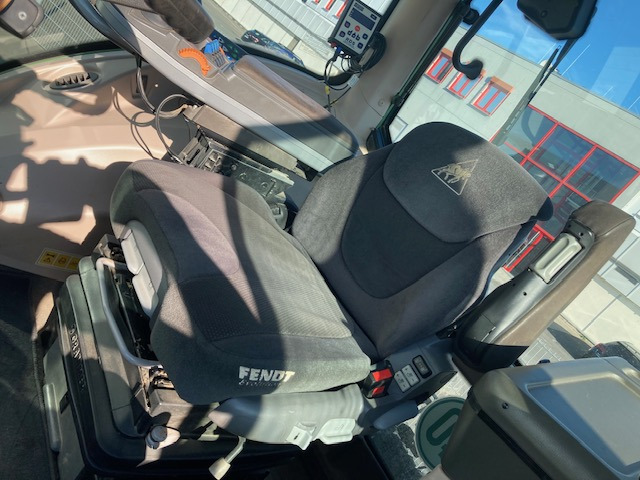 Fendt 826 Vario SCR ProfiPlus - Farm tractor: picture 4 Fendt 826 Vario SCR ProfiPlus - Farm tractor: picture 4