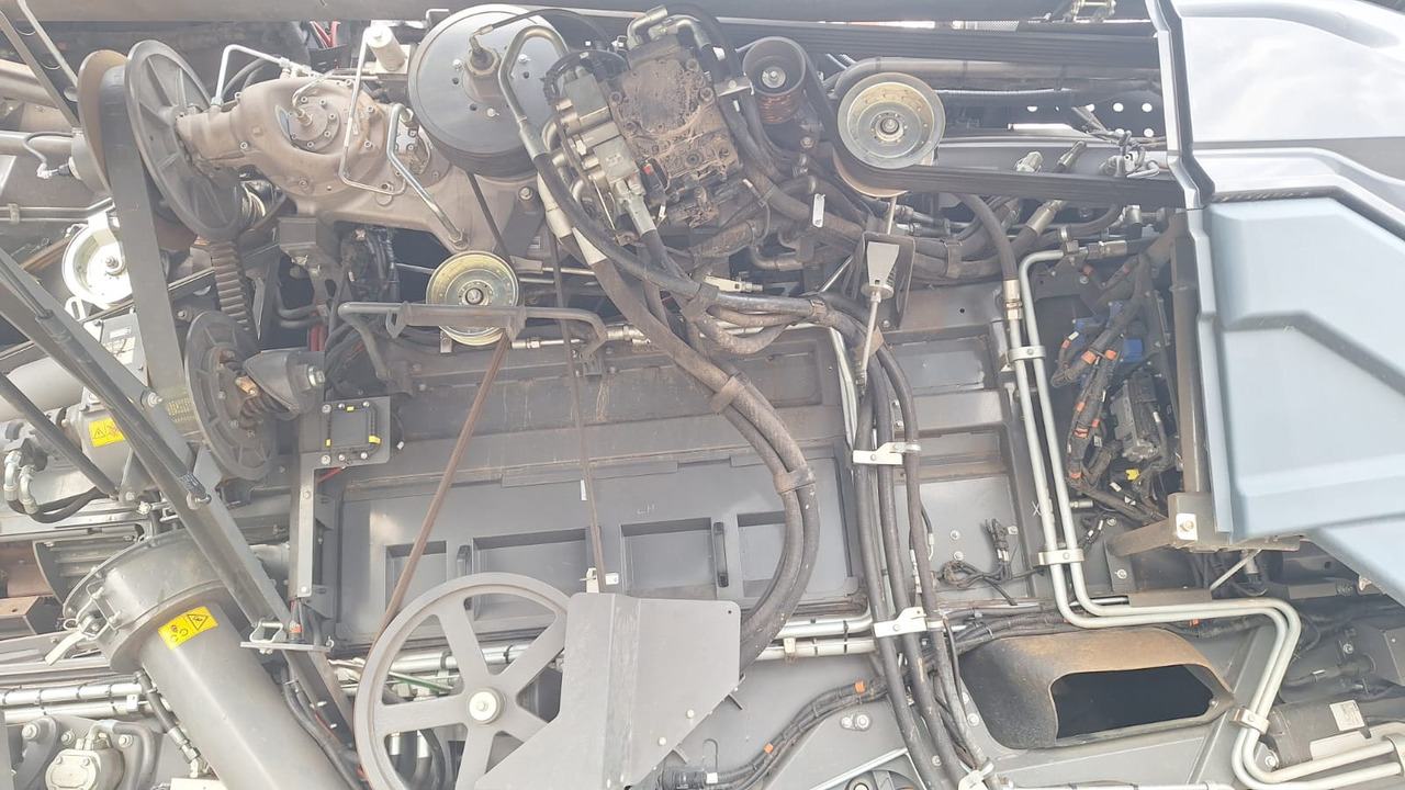 Fendt IDEAL 10T - Combine harvester: picture 4 Fendt IDEAL 10T - Combine harvester: picture 4