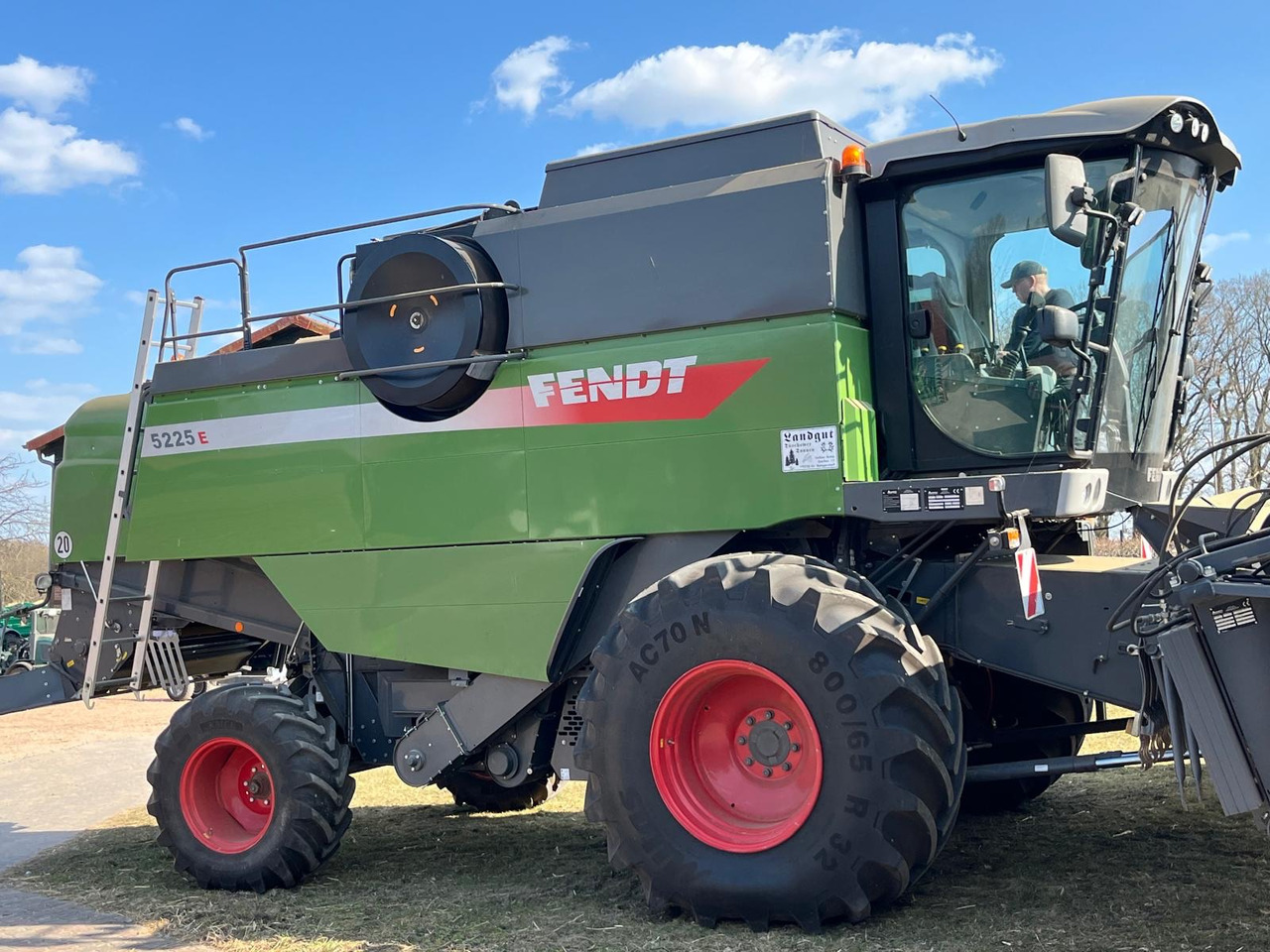 Fendt Mähdrescher 5225 E - Combine harvester: picture 5 Fendt Mähdrescher 5225 E - Combine harvester: picture 5