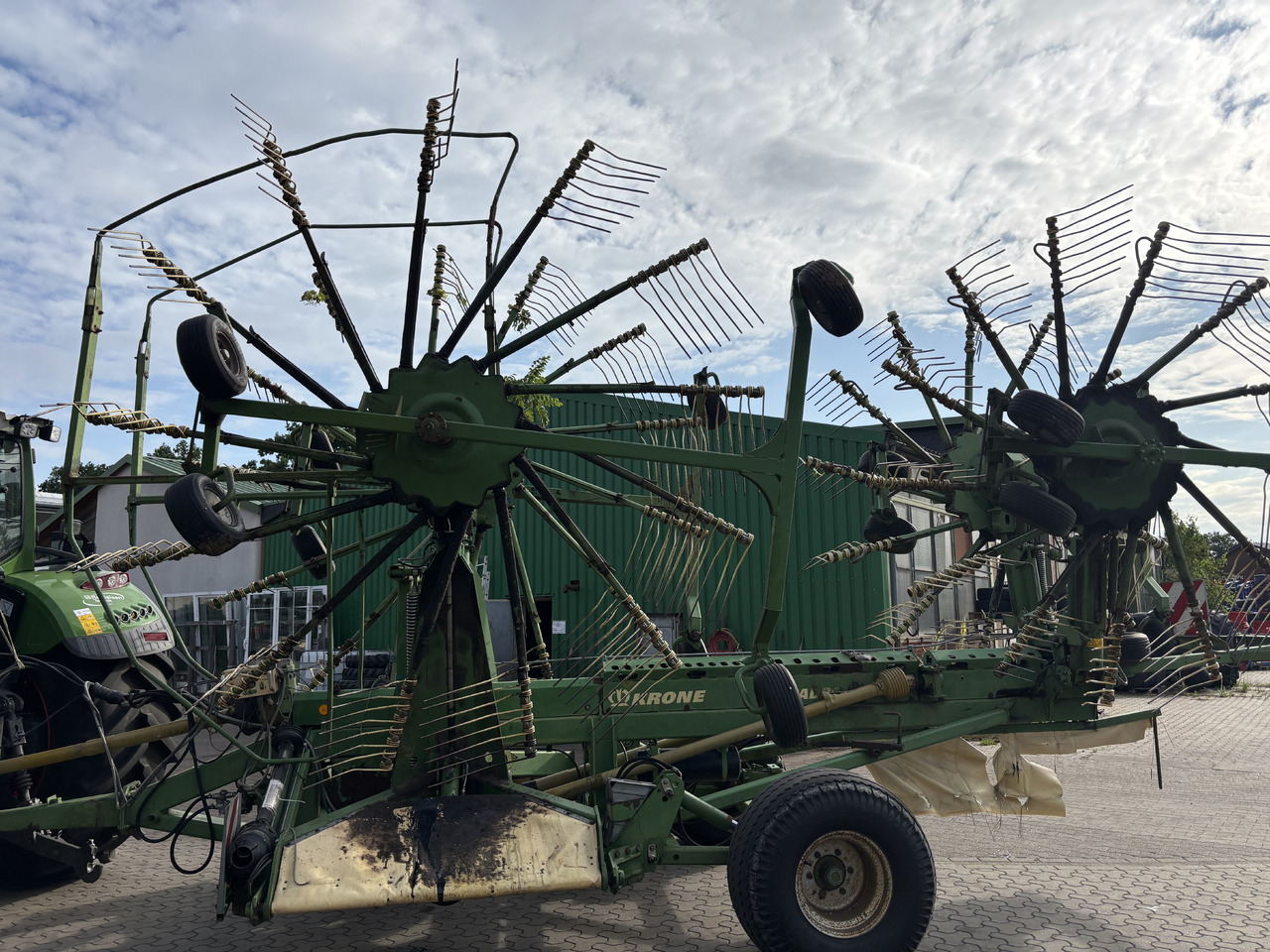 Krone Swadro Serie - Tedder/ Rake: picture 5 Krone Swadro Serie - Tedder/ Rake: picture 5