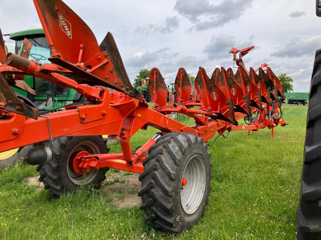 Kuhn Pflug Challenger Typ CHG10H64 - Plow: picture 2 Kuhn Pflug Challenger Typ CHG10H64 - Plow: picture 2