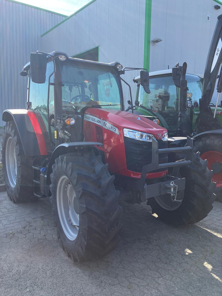 Massey Ferguson 5713 M 4WD Cab Essential - Farm tractor: picture 5 Massey Ferguson 5713 M 4WD Cab Essential - Farm tractor: picture 5