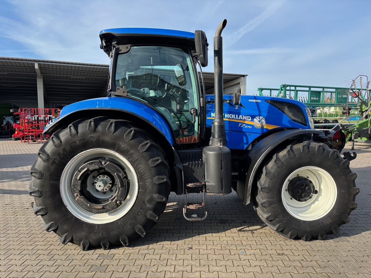 New Holland T 7.270 AC - Farm tractor: picture 5 New Holland T 7.270 AC - Farm tractor: picture 5