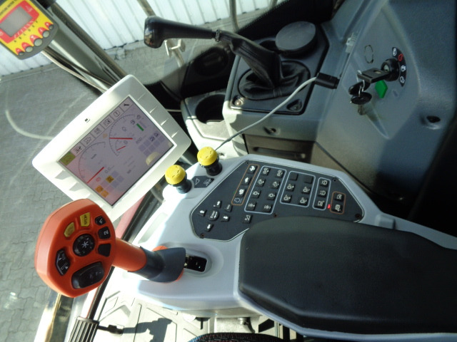 Combine harvester Rostselmash RSM 161: picture 17