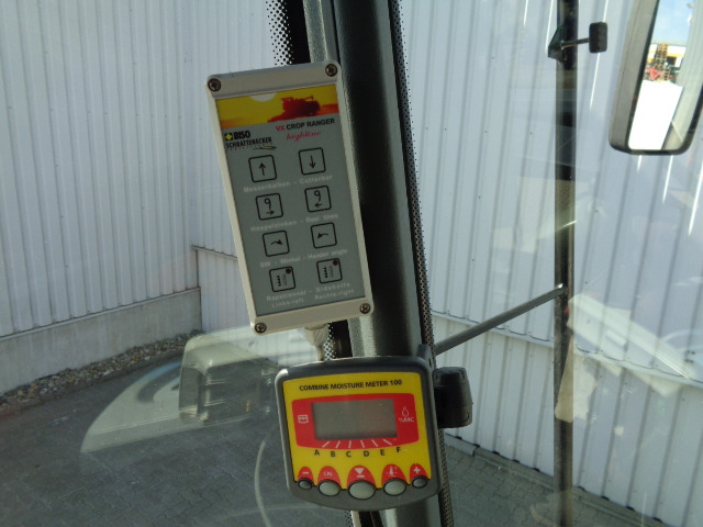 Combine harvester Rostselmash RSM 161: picture 12