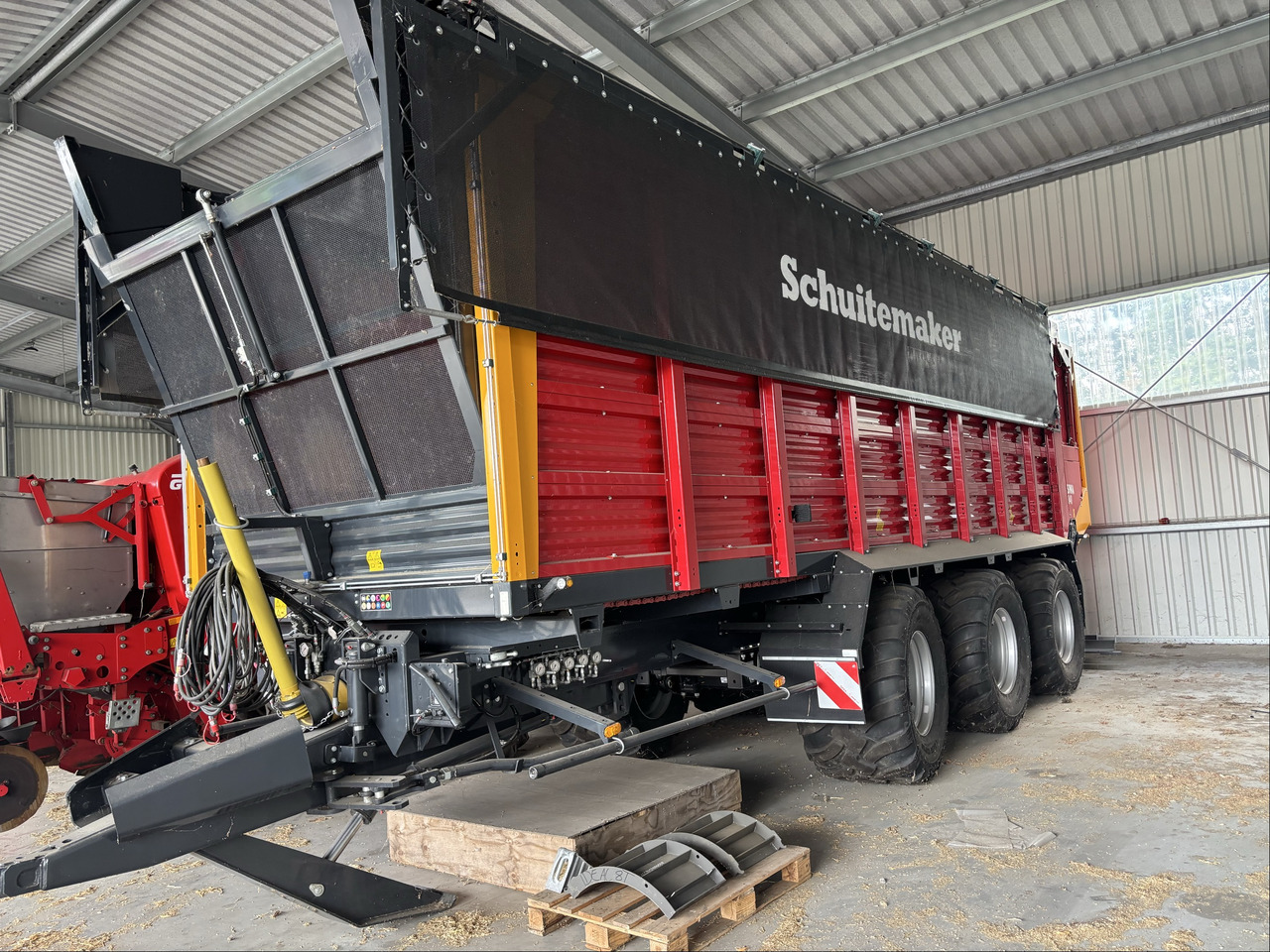 Schuitemaker Siwa 840 S - Self-loading wagon: picture 1 Schuitemaker Siwa 840 S - Self-loading wagon: picture 1