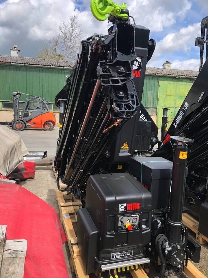 Hiab X-HiDuo 228 E-4 - Loader crane for Truck: picture 4 Hiab X-HiDuo 228 E-4 - Loader crane for Truck: picture 4