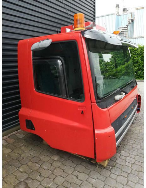 DAF CF EURO 3 - Cab and interior for Truck: picture 5 DAF CF EURO 3 - Cab and interior for Truck: picture 5
