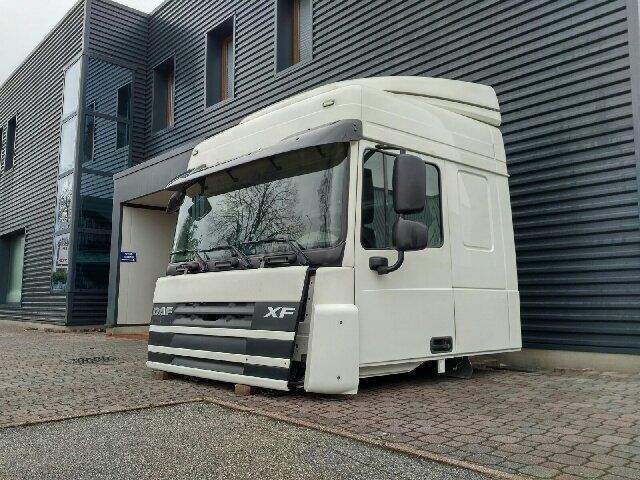 DAF XF 105 Euro 5 - Cab and interior for Truck: picture 1 DAF XF 105 Euro 5 - Cab and interior for Truck: picture 1