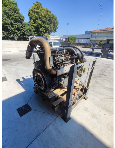 Mercedes-Benz OM906 LA - Engine for Truck: picture 1 Mercedes-Benz OM906 LA - Engine for Truck: picture 1