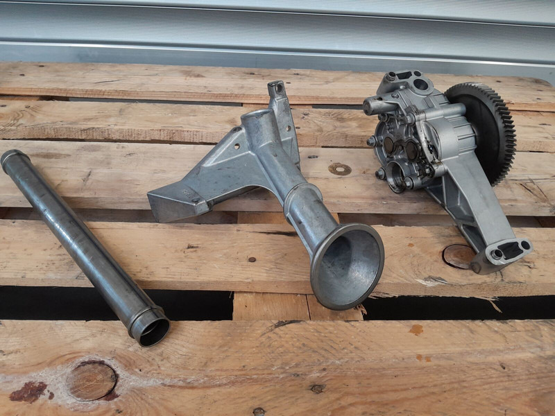 Scania Complete set - Oil pump for Truck: picture 1 Scania Complete set - Oil pump for Truck: picture 1
