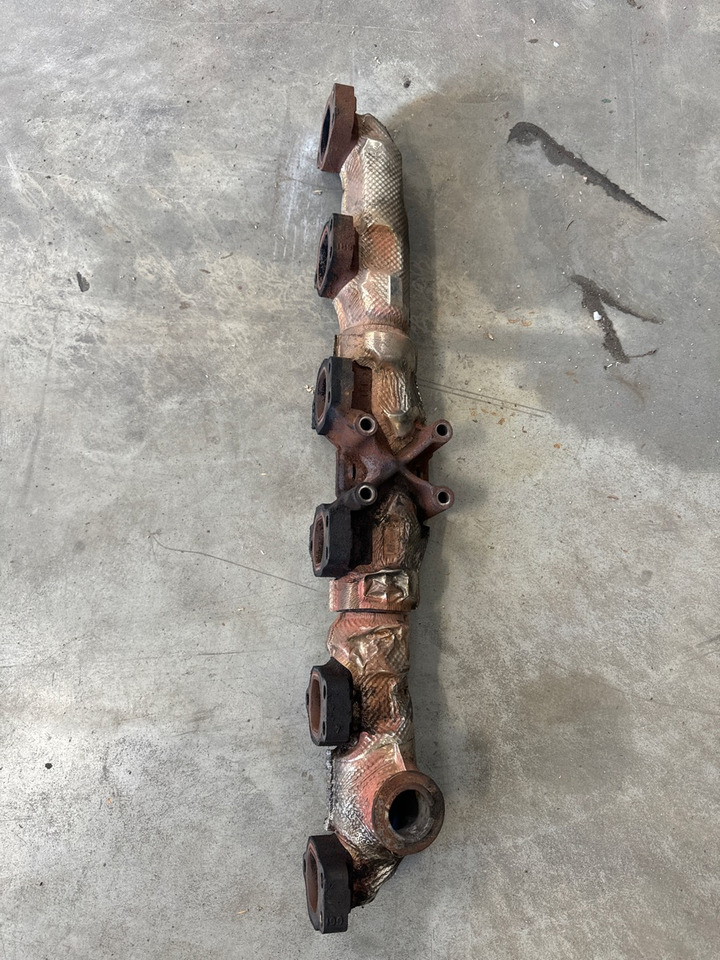 DAF EXHAUST MANIFOLD 2124730 - Engine and parts for Truck: picture 1 DAF EXHAUST MANIFOLD 2124730 - Engine and parts for Truck: picture 1