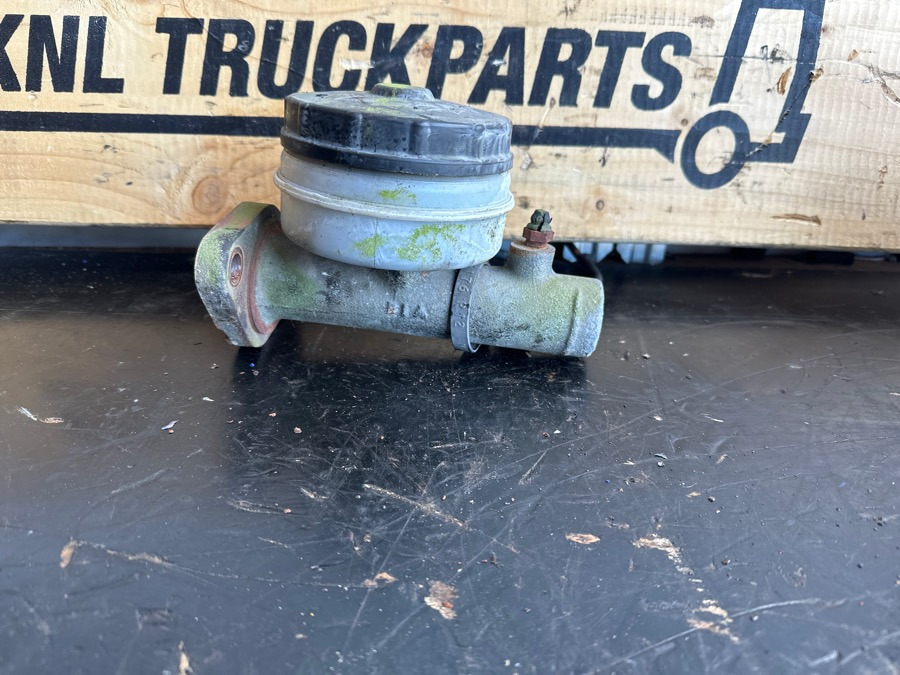 FORD CARGO BRAKE VALVE - Brake valve for Truck: picture 2 FORD CARGO BRAKE VALVE - Brake valve for Truck: picture 2