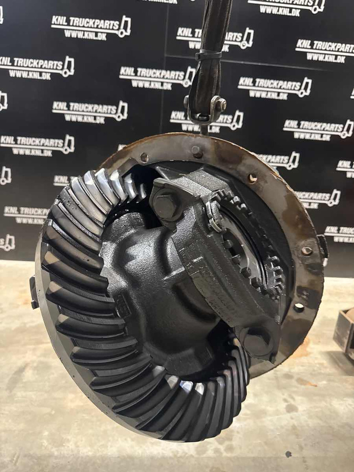 MAN DIFF HY-1350 4.111 // 81.35010-6259 - Differential gear for Truck: picture 2 MAN DIFF HY-1350 4.111 // 81.35010-6259 - Differential gear for Truck: picture 2