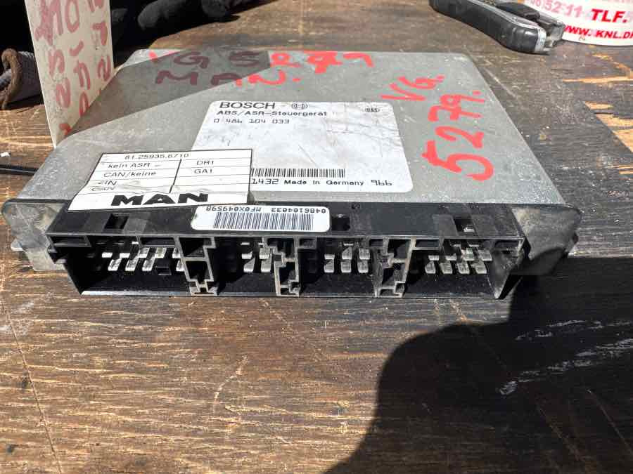 MAN ECU ABS 81.25935-6710 - Electrical system for Truck: picture 2 MAN ECU ABS 81.25935-6710 - Electrical system for Truck: picture 2
