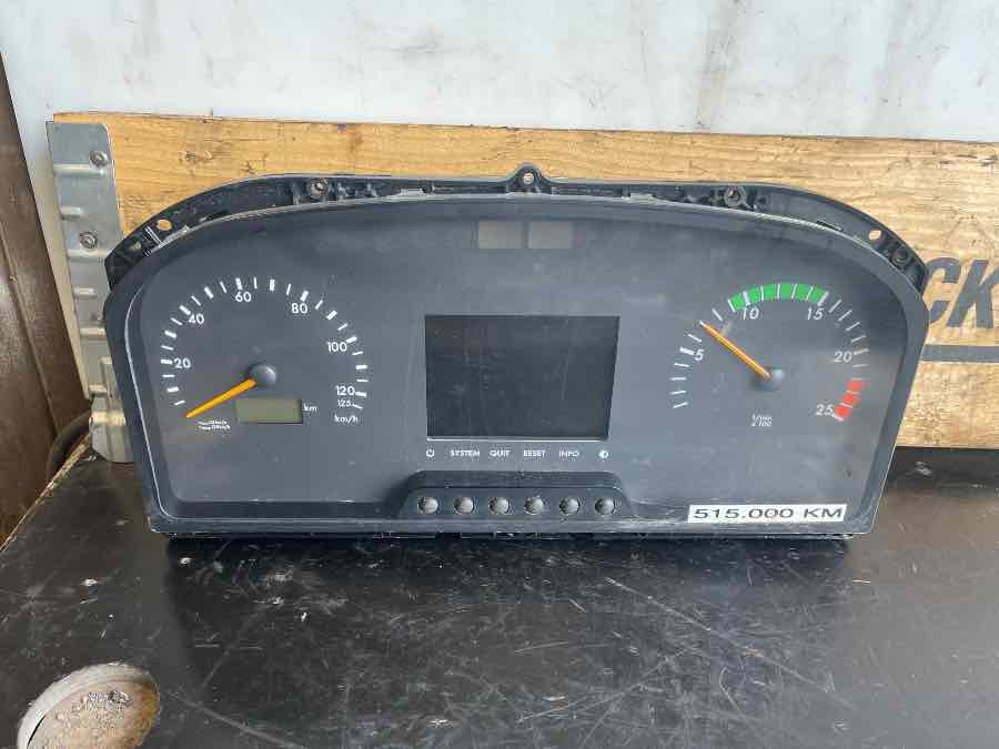 MERCEDES CLUSTER INSTRUMENT A0054466921 - Dashboard for Bus: picture 1 MERCEDES CLUSTER INSTRUMENT A0054466921 - Dashboard for Bus: picture 1