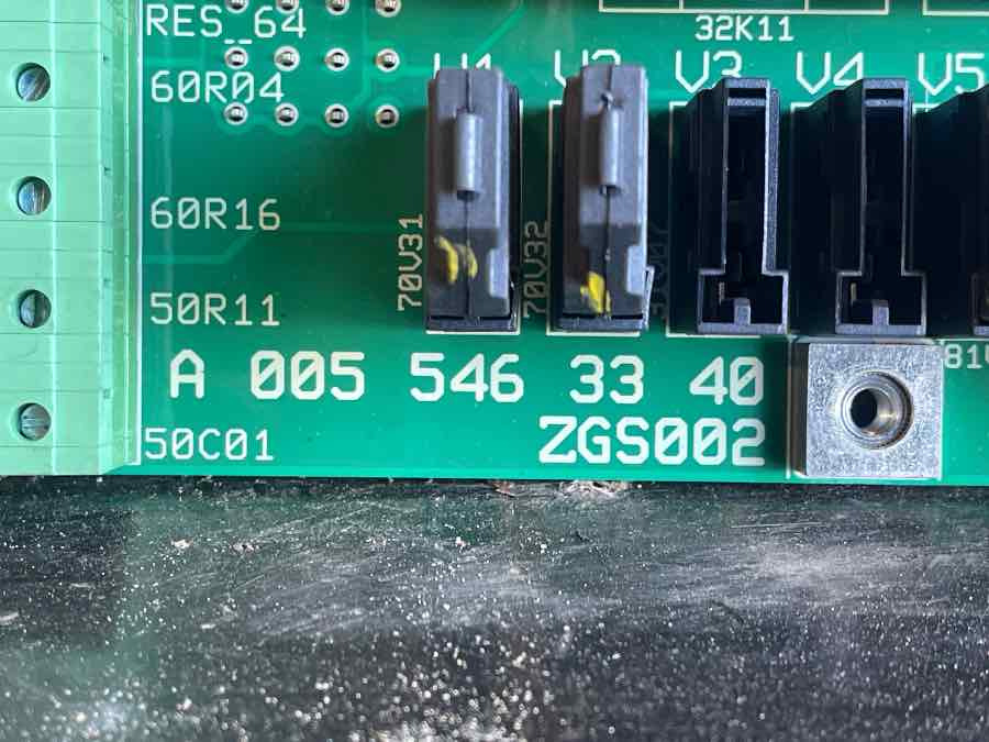 MERCEDES ELECTRIC SWITCH PANEL A0055463340 - Electrical system for Bus: picture 3 MERCEDES ELECTRIC SWITCH PANEL A0055463340 - Electrical system for Bus: picture 3