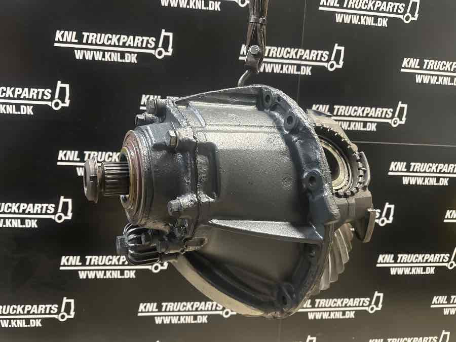 SCANIA DIFF R885 - 3.23 // 2300436 - Differential gear for Truck: picture 1 SCANIA DIFF R885 - 3.23 // 2300436 - Differential gear for Truck: picture 1