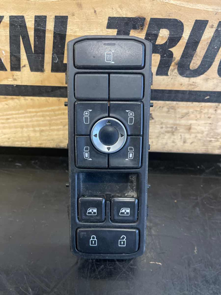 SCANIA ECU DOOR 2569024 - Electrical system for Truck: picture 1 SCANIA ECU DOOR 2569024 - Electrical system for Truck: picture 1