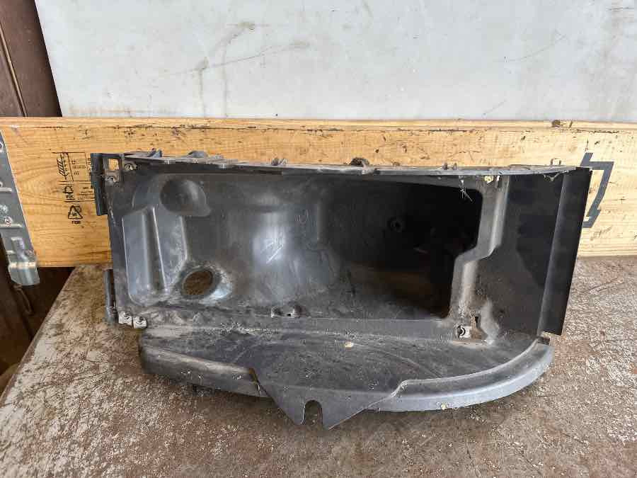 SCANIA LAMP HOUSE 1936674 - Electrical system for Truck: picture 1 SCANIA LAMP HOUSE 1936674 - Electrical system for Truck: picture 1