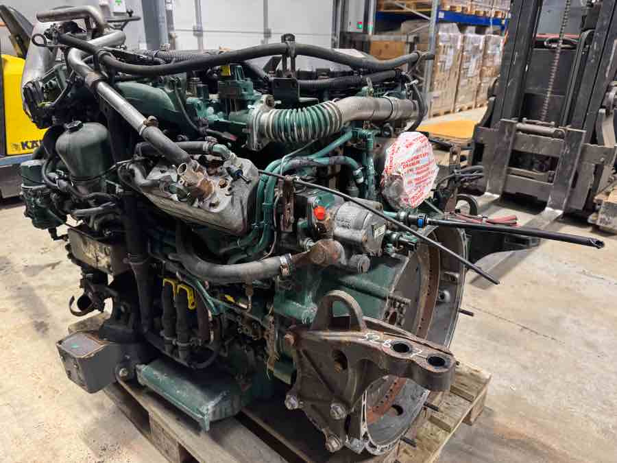 VOLVO BUS MOTOR B8R - 320 EPG // 22027286 - Engine for Truck: picture 3 VOLVO BUS MOTOR B8R - 320 EPG // 22027286 - Engine for Truck: picture 3