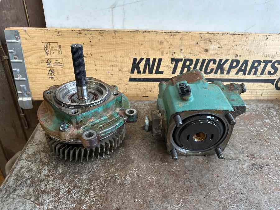 VOLVO HYDRAULIC PUMP / PTO 22816170 - Hydraulics for Truck: picture 1 VOLVO HYDRAULIC PUMP / PTO 22816170 - Hydraulics for Truck: picture 1