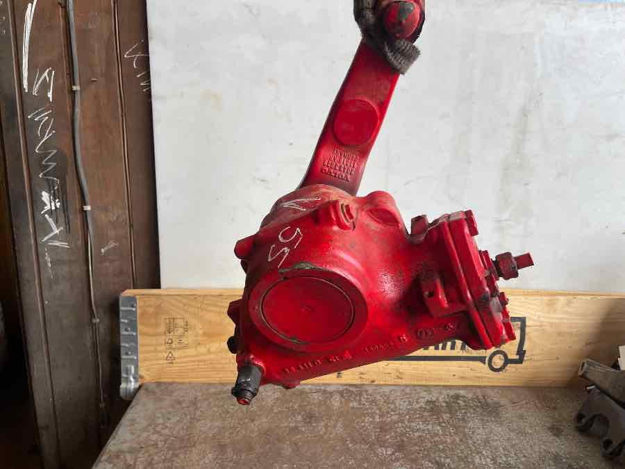 VOLVO STEERING GEAR 250351 - Steering for Truck: picture 1 VOLVO STEERING GEAR 250351 - Steering for Truck: picture 1