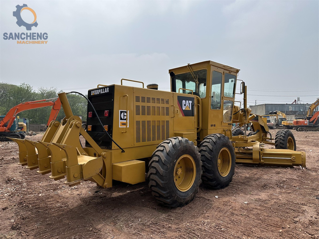 Grader CAT 140G: picture 14